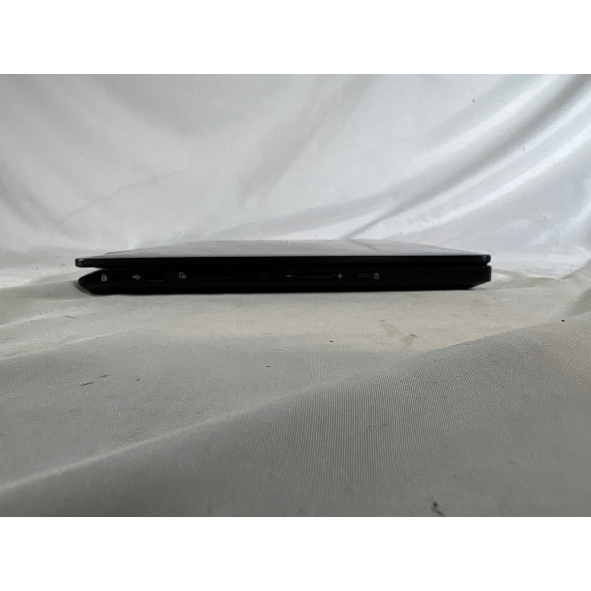 Asus Q302LA 13.3" Laptop i3-4030U 6GB RAM No Drive/SSD No Battery Power