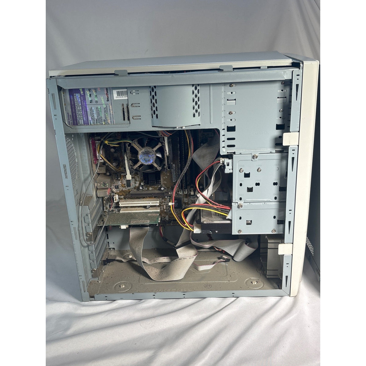 Antec Beige SX830 Performance Series ATX Win XP Celeron 2.00GHz 0.6gb 80GB HDD