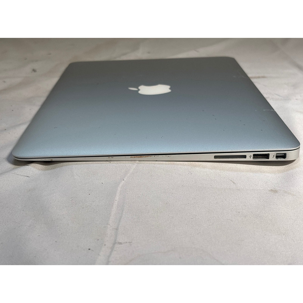 Apple MacBook Air 13" Early 2014 i5-4260U 1.4GHz 4GB 256GB SSD A1466