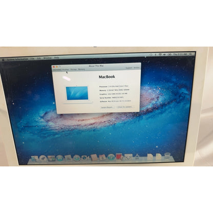 Apple MacBook White 2008 A1181 2.4 GHz Intel Core 2 Duo 2 GB 160 GB HDD 13.3"