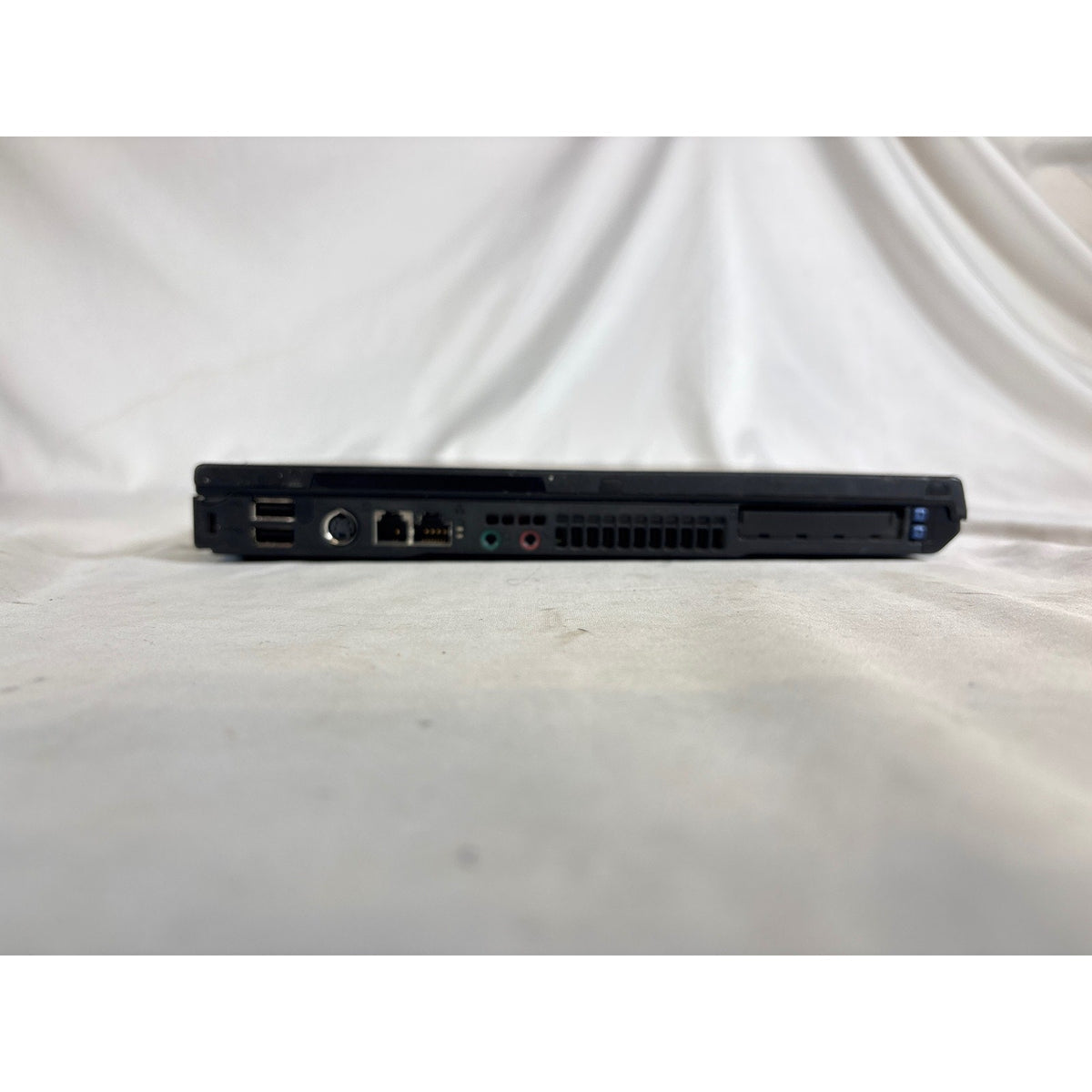 IBM ThinkPad 2373-G3U Pentium M 1.6GHz 1GB RAM No Drive 14.1in Laptop